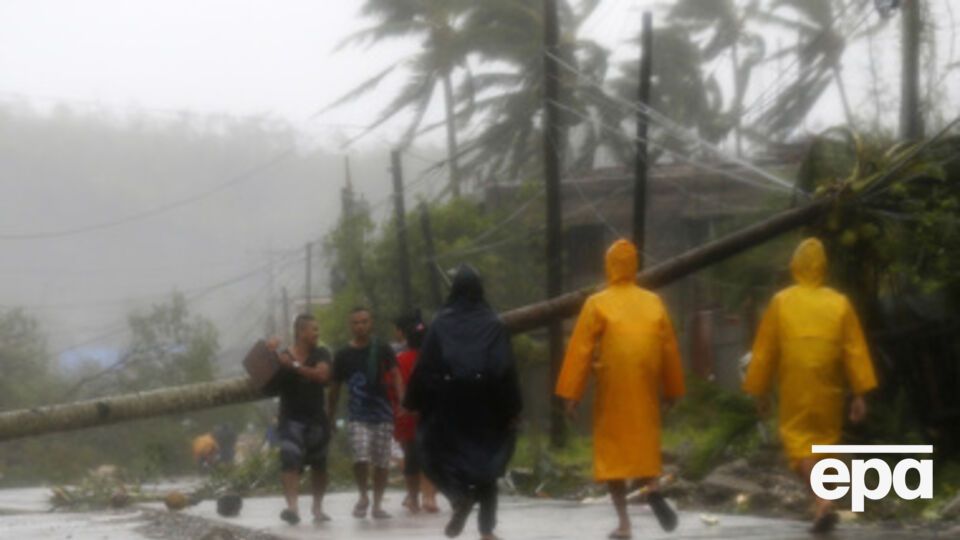 Власти продолжают эвакуацию