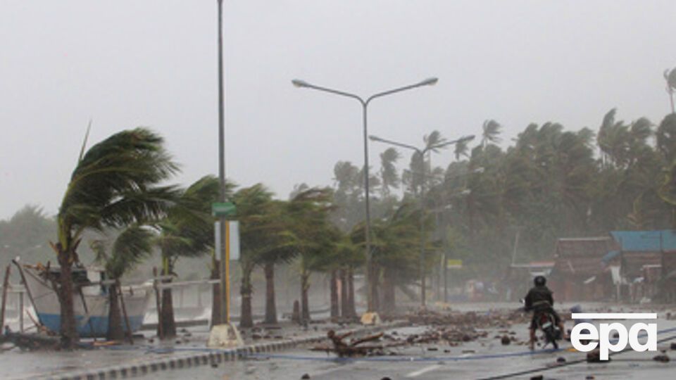 На Филиппины обрушился тайфун