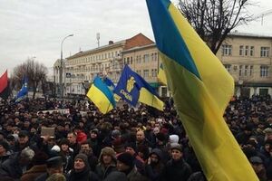 В Виннице активисты продолжают протесты