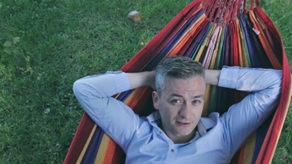 Бедронь победил претендента-центриста