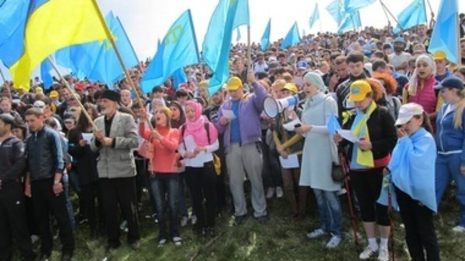 Крымским татарам запретили митинговать в Крыму