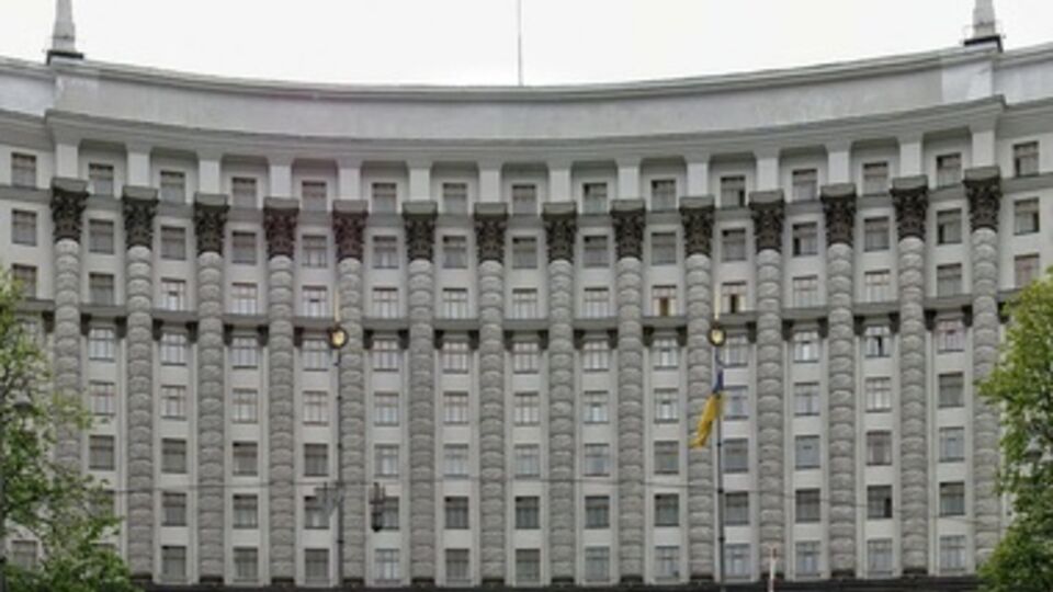 Кабмин разрешил импортировать электричество