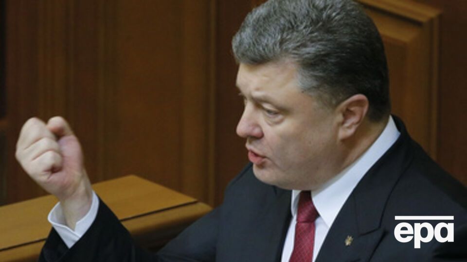 Порошенко надеется, что уже 9 декабря удастся добиться прекращения огня на востоке Украины