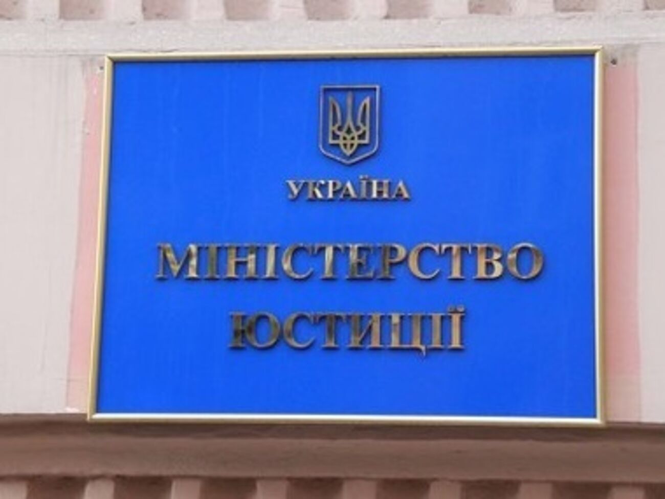 В Кабмин продолжат приглашать иностранных специалистов