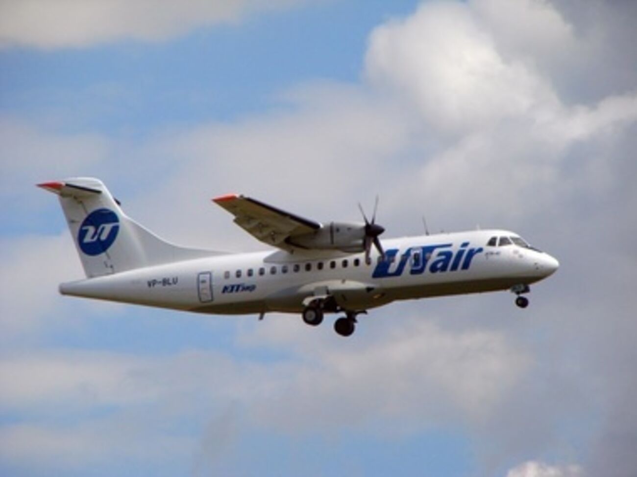 UTair --- один из ведущих российских пассажирских авиаперевозчиков, осуществляющий рейсы в том числе и в Украину