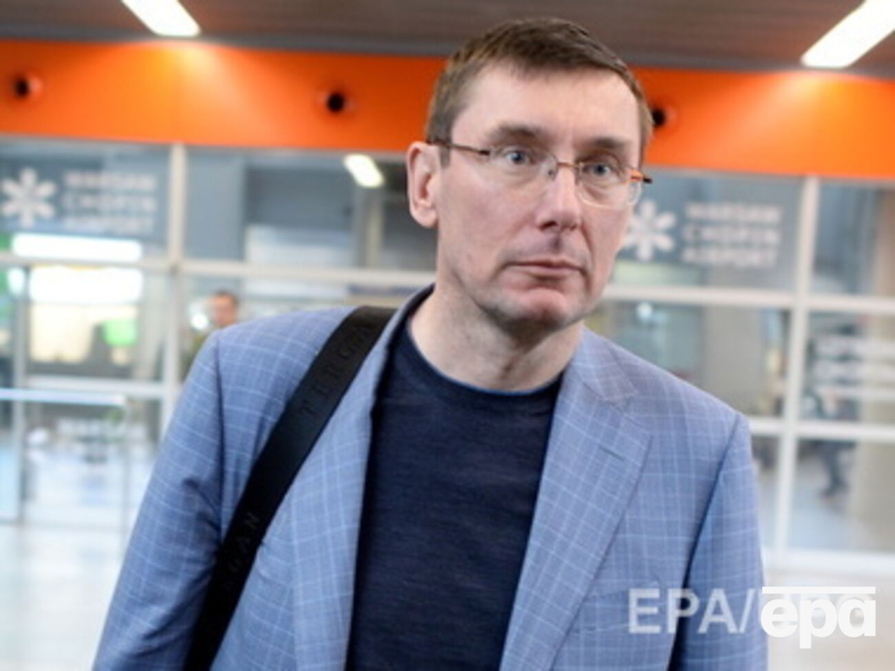 Луценко сообщил, что регламентный комитет "остается" пока за Оппозиционным блоком