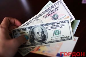 Гривна продолжила падать