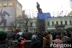 Что будет вместо разрушенного памятника Ленину в Киеве, еще не решено