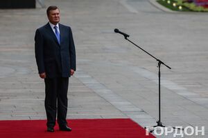 Интерпол медлит с объявлением Януковича в розыск