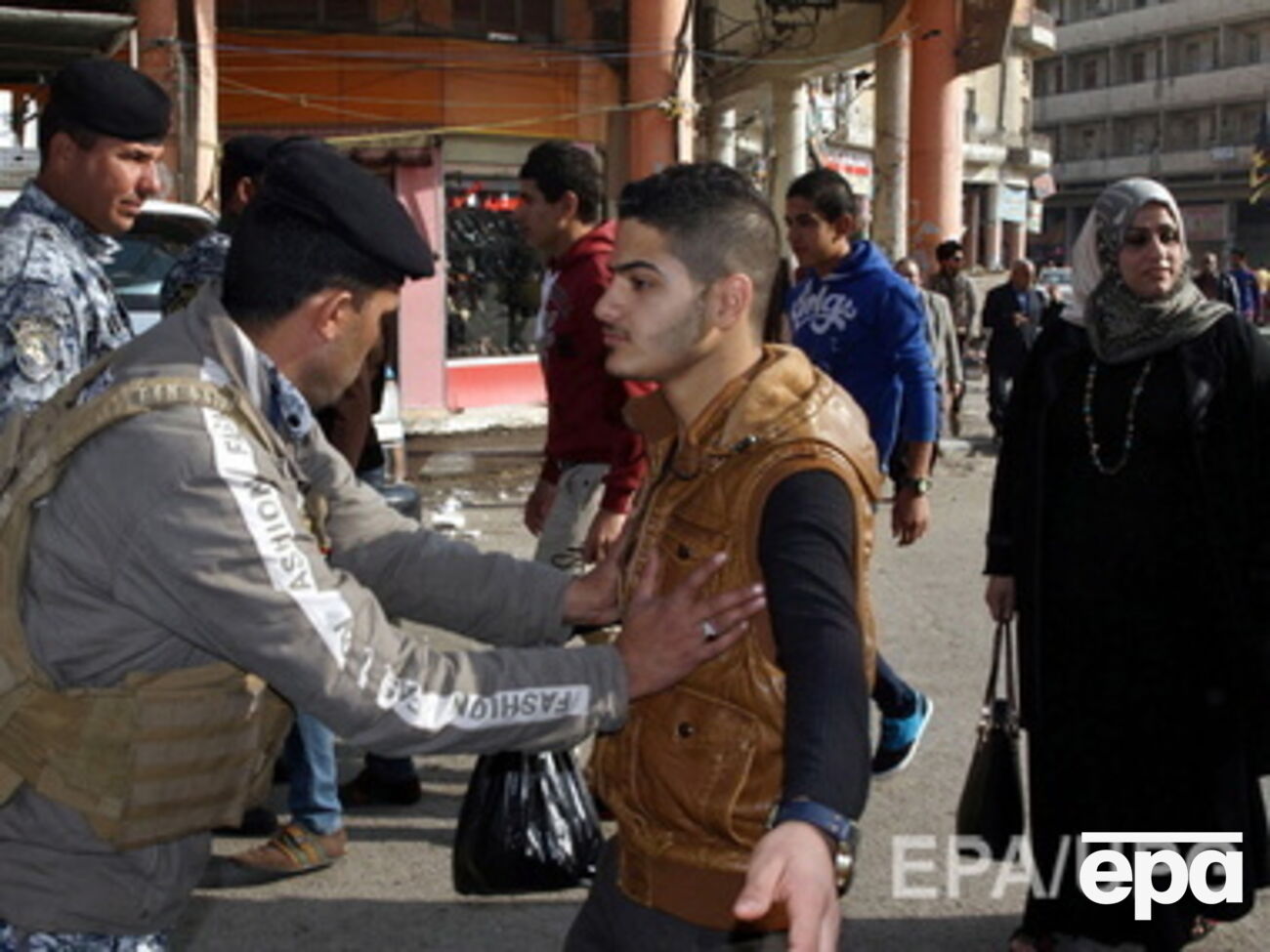 Запад поможет иракским солдатам инструкторами