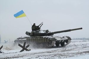 Украинские военные наносят огневые удары по террористам