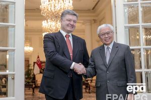Порошенко обсудил с президентом Сингапура расследование крушения Boeing 777