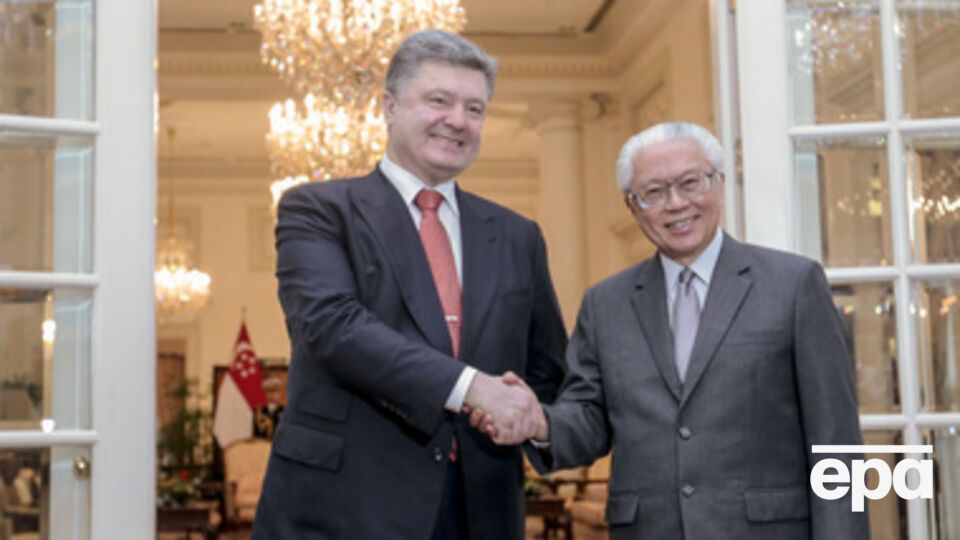 Порошенко обсудил с президентом Сингапура расследование крушения Boeing 777