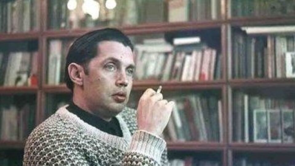 После смерти поэта вышел сборник "Последние стихи Роберта Рождественского"