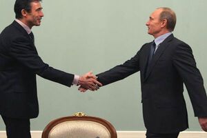 Россия в настоящее время тактически подготовлена, имеет желание и готовность вести и выиграть ядерную войну, считает корреспондент