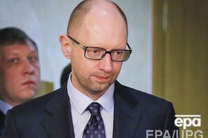 Украина откажется от бесплатной медицины, заявил Яценюк