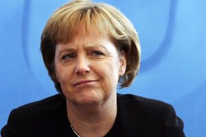 Ангела Меркель: Украина должна быть в состоянии принимать собственные решения, она имеет право быть неделимой и не подвергаться давлению