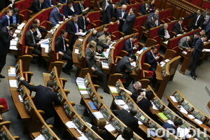 Депутаты массово отзывают голоса под так называемыми диктаторскими законами