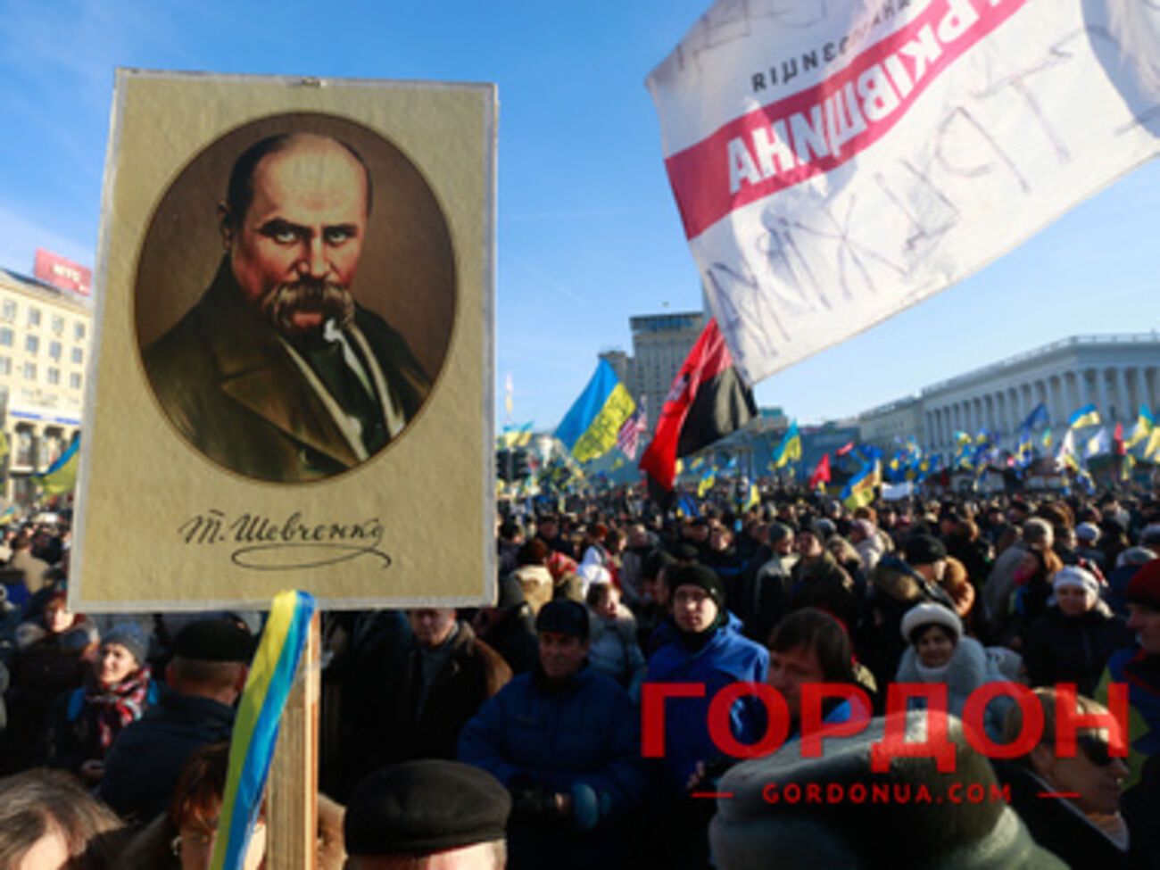 Штаб анонсирует "информационный митинг"