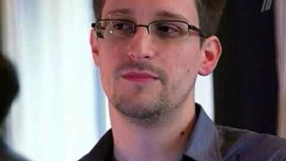 Эдвард Сноуден