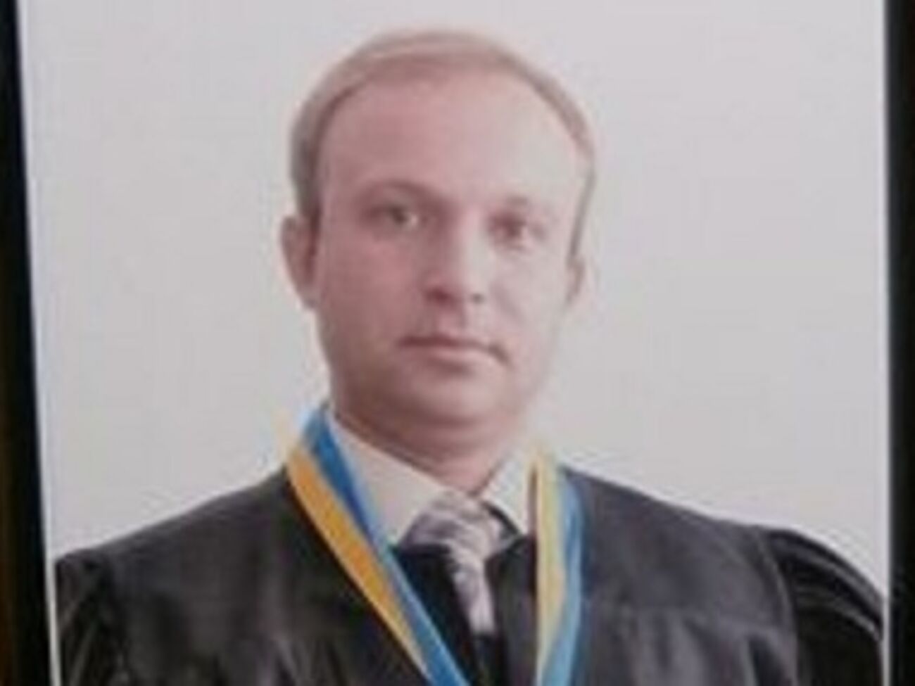 Янукович выразил соболезнования семье погибшего судьи Лободенко