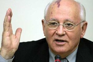 Михаил Горбачев