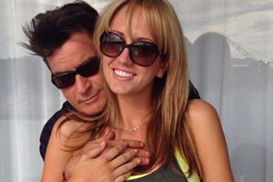 Сарли Шин и Бретт Росси