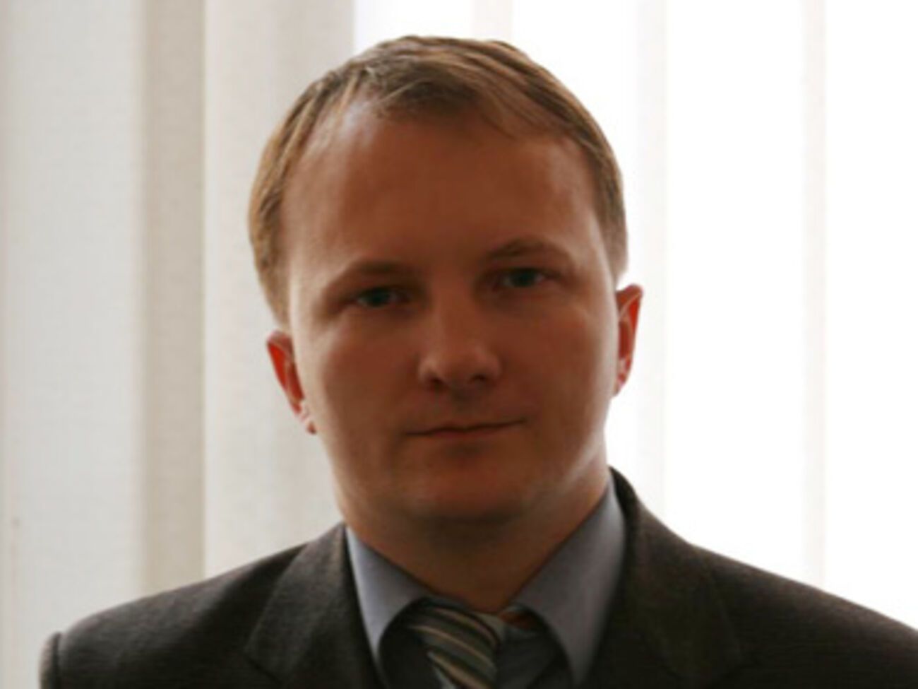 Политолог: Меркель обсудит с Кличко и Яценюком их политику после прихода к власти