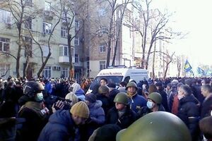 Количество раненых растет