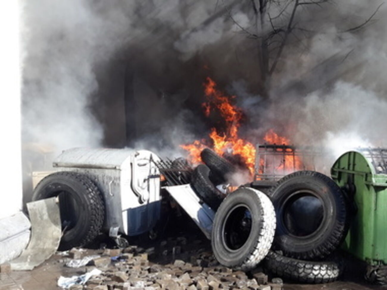 Столкновения под Верховной Радой 18 февраля. Онлайн-репортаж