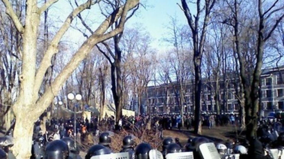 Столкновения в центре Киева