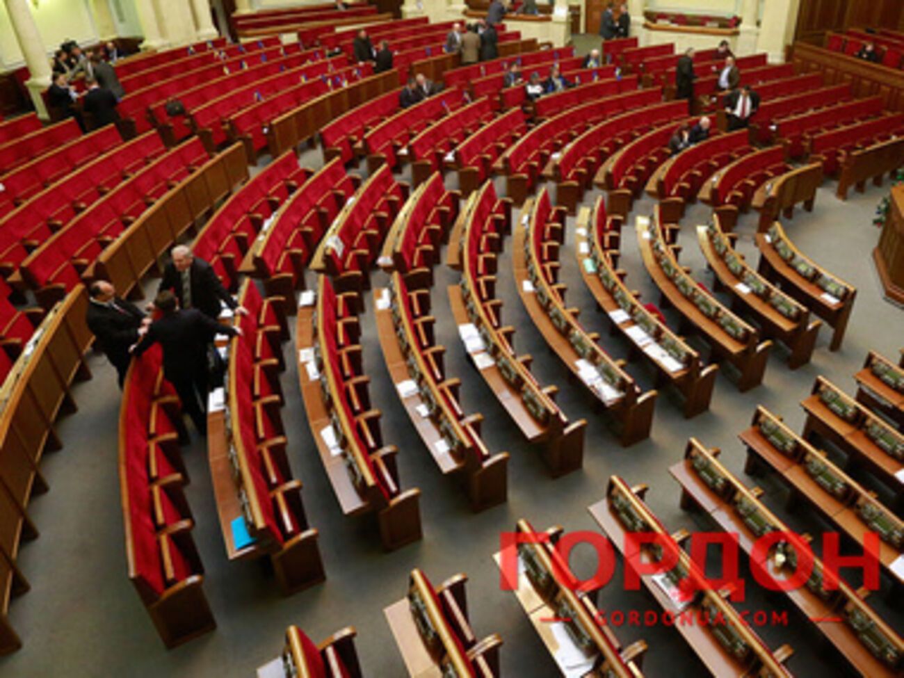 Оппозиция ушла на баррикады