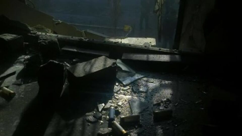 Боевые синие гильзы в доме на Институтской