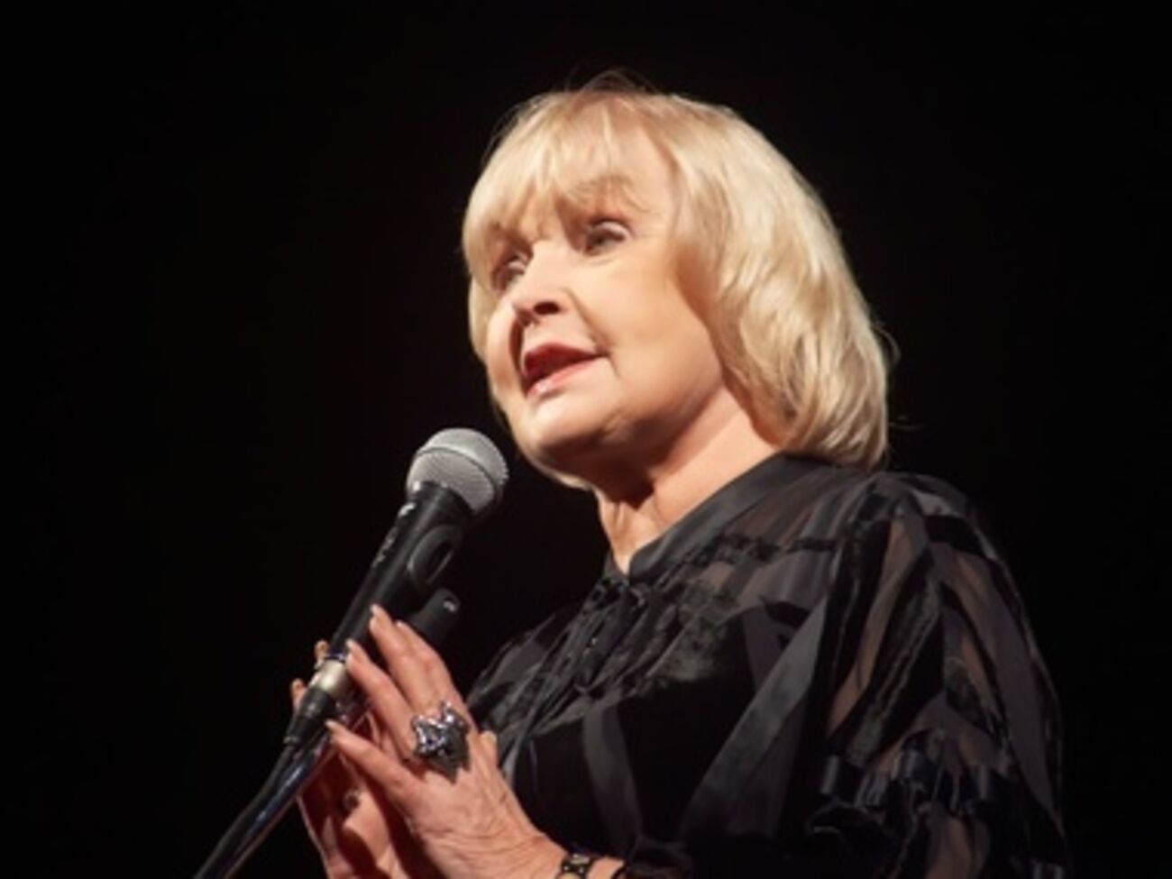 Ада Роговцева