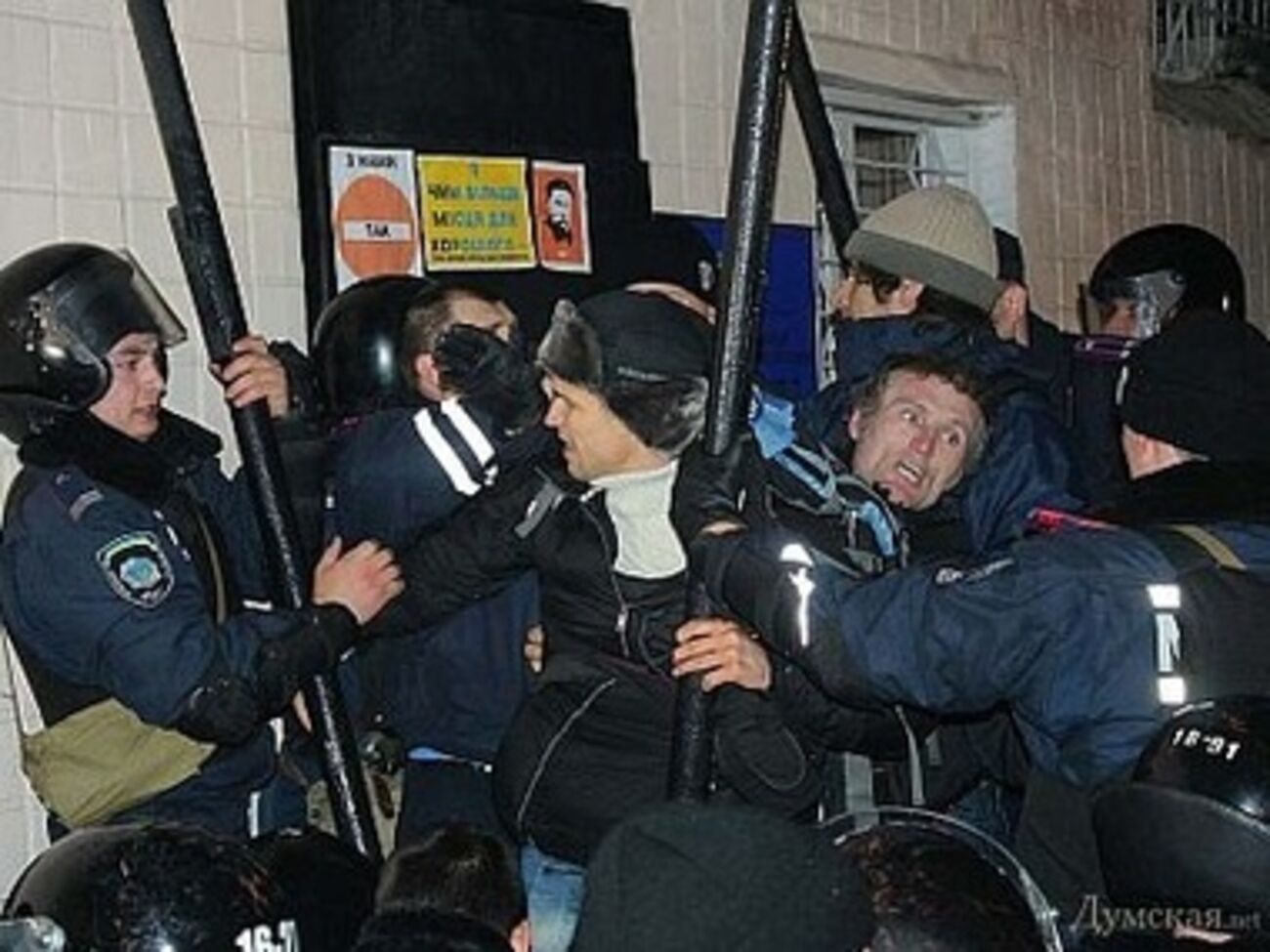 Столкновения у базы "Беркута" в Одессе