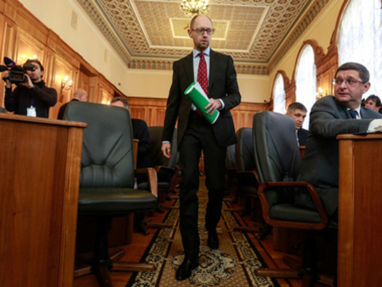 Яценюк встречается с Клюевым