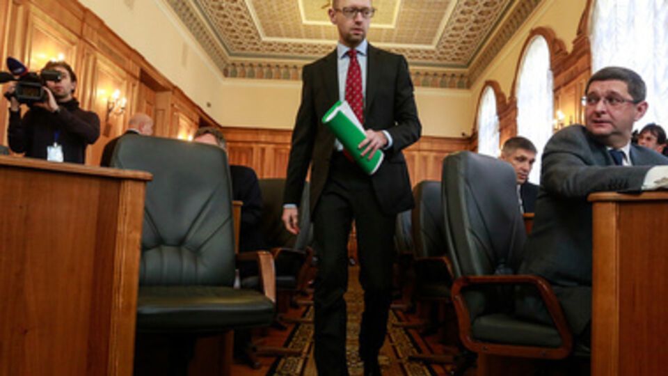 Яценюк встречается с Клюевым