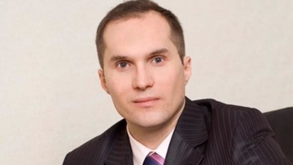 Юрий Бутусов
