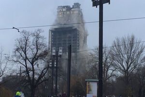 Это здание построили в 1972 году