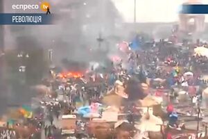 "Беркут" отступил вверх по Институтской