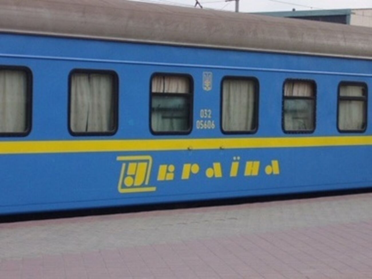 "Укралізниця": Поездам помешали "третьи лица"