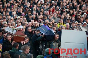 Майдан прощается с погибшими