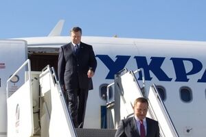 Виктор Янукович остается в Украине