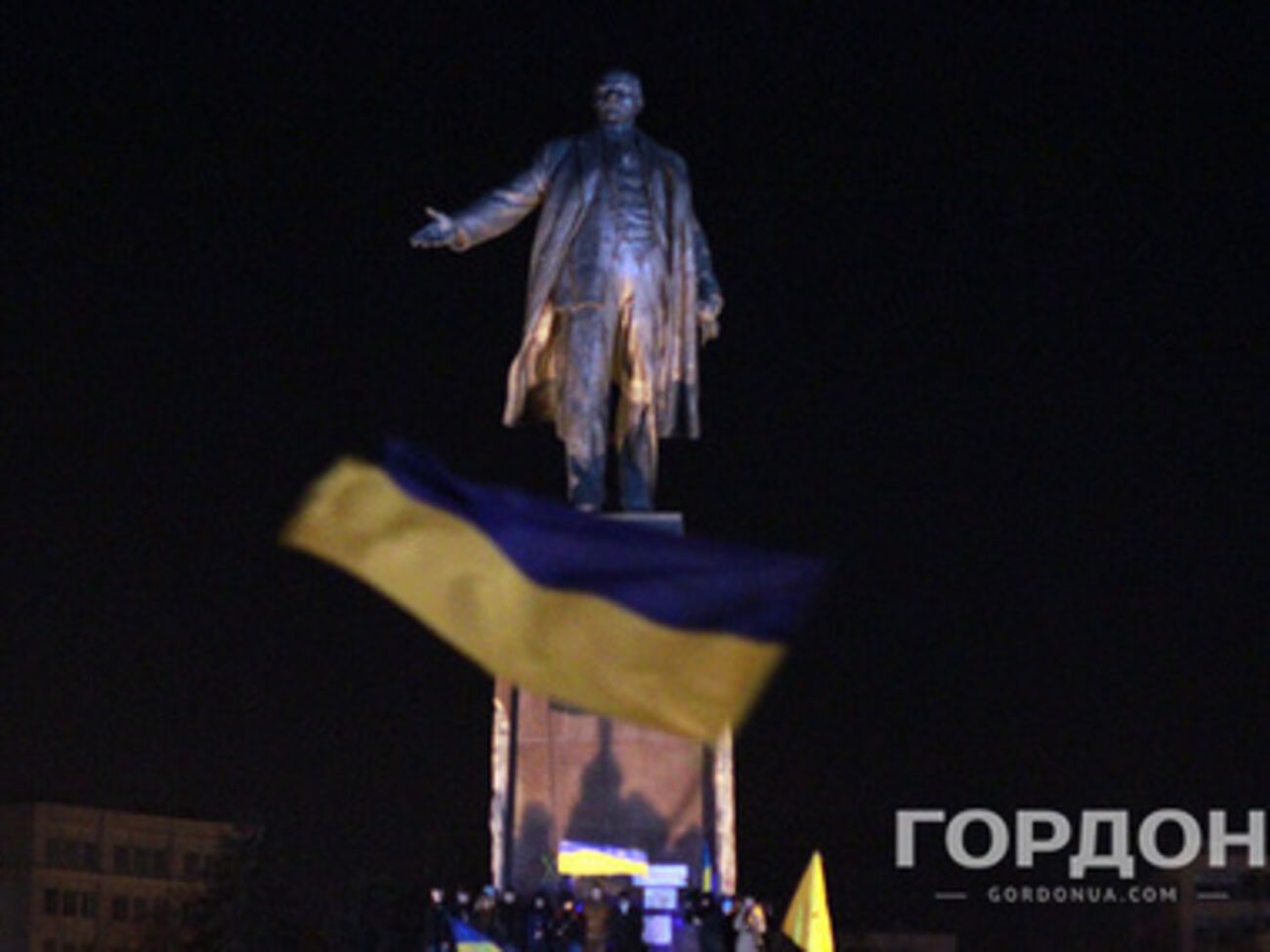 Пикет у харьковского Ленина