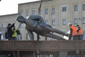 Сергея Кирова перенесут в музей под открытым небом