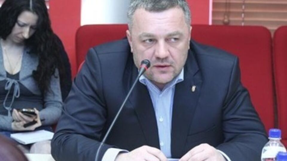 Олег Махницкий