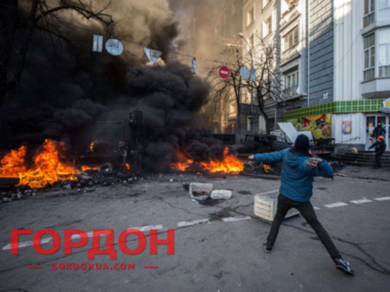 В столкновениях пострадали более 700 человек