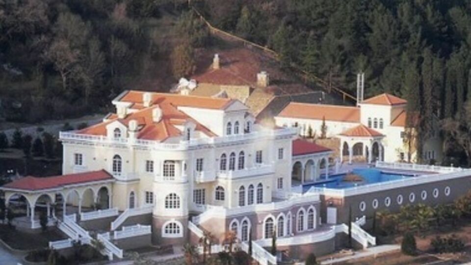 "Чайный домик" семьи Януковича в Крыму