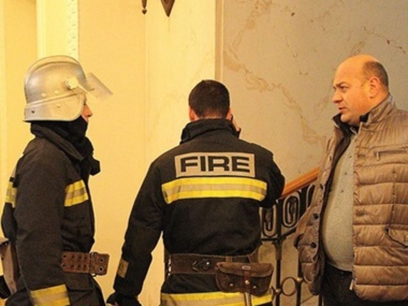 Пожарные в здании Харьковской обладминистрации