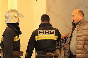 Пожарные в здании Харьковской обладминистрации